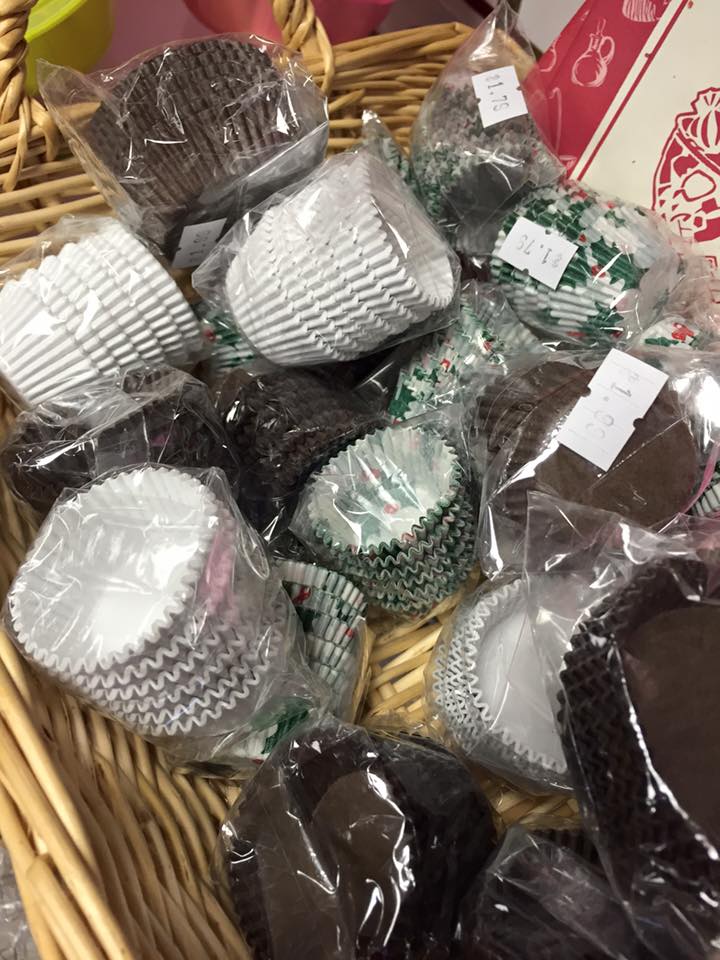 paper supplies for chocolates